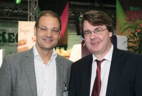 Mag. Johannes Holzleitner (Spar) und REGAL-Chefredakteur Dr. Gregor Schuhmayer